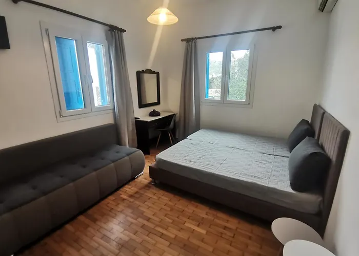 Vasilis Ornos Mykonos Town