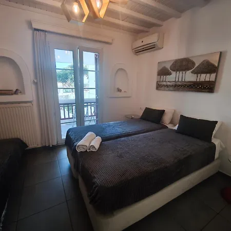 Vasilis Ornos Guest house