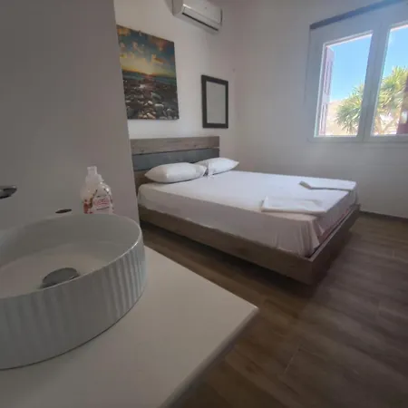 Guest house Vasilis Ornos