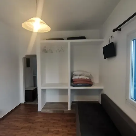 Konukevi Vasilis Ornos 3*