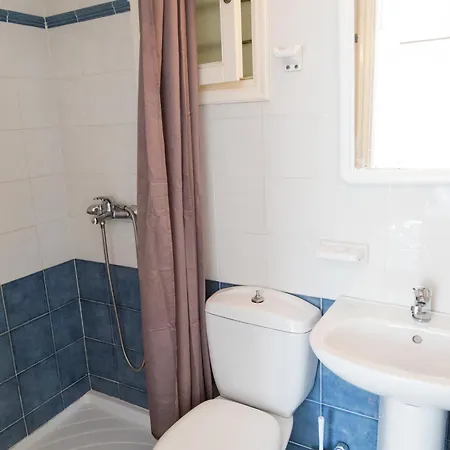 Konukevi Vasilis Ornos